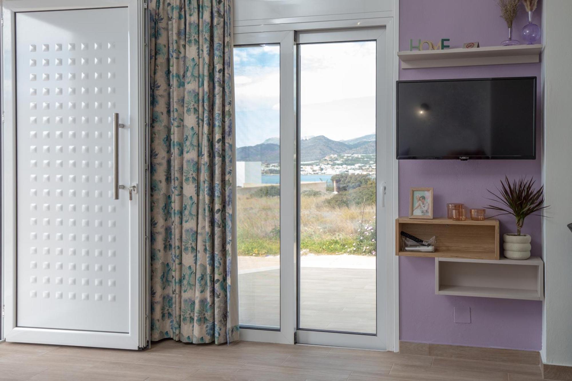 Studio Athena With Panoramic View Of Makrygialos Pilalímata Екстериор снимка